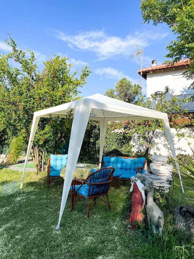 Casa Lia-Beach Front Villa Nea Kallikrateia 0*,  Greece