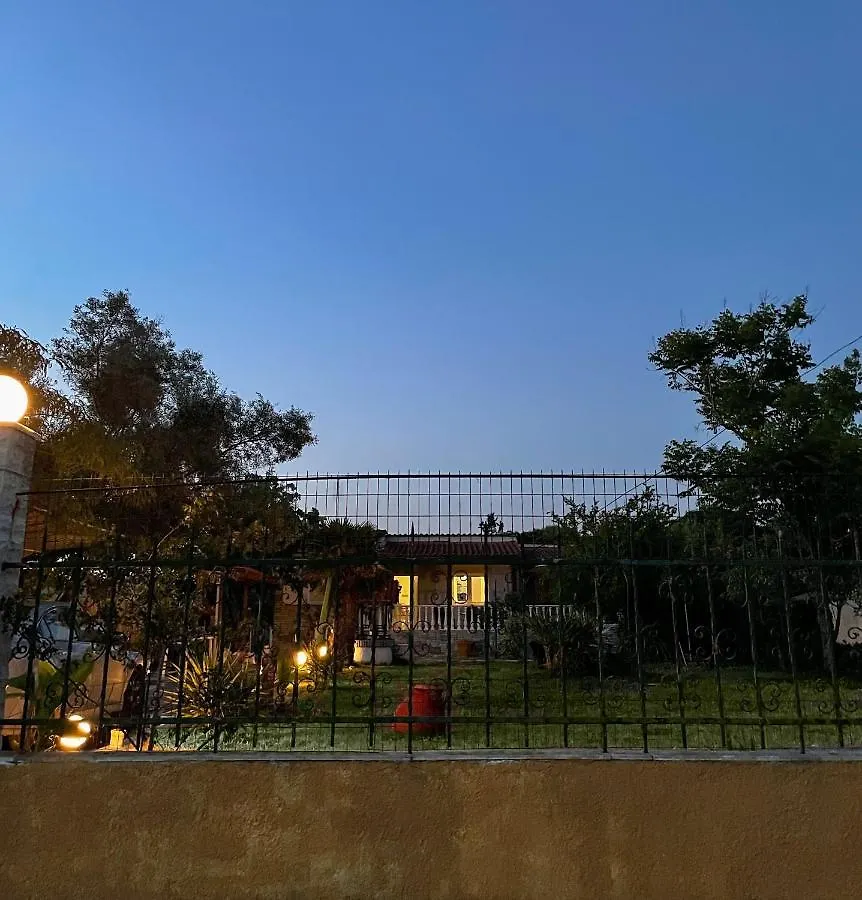 Casa Lia-Beach Front Villa Nea Kallikrateia Holiday home